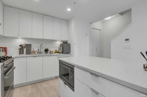 116-678 Fairview Street, Coquitlam, BC 