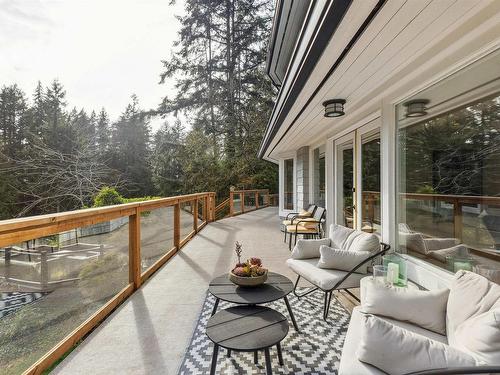 3714 Southridge Place, West Vancouver, BC 