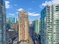 2002-909 Mainland Street  Vancouver, BC V6B 1S3