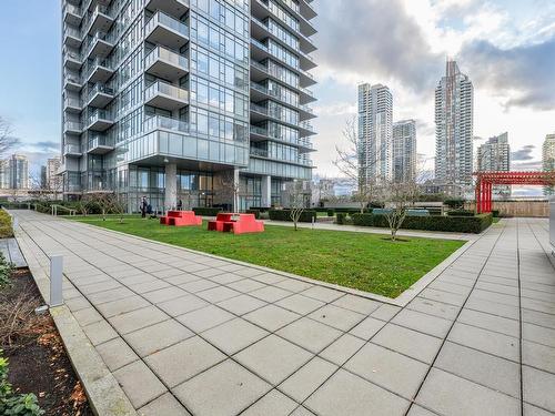 2308 6098 Station Street, Burnaby, BC 