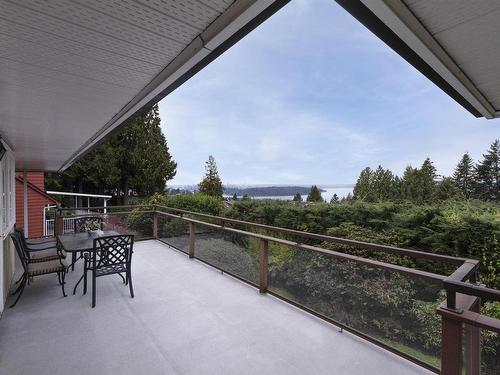 1230 Renton Road, West Vancouver, BC 