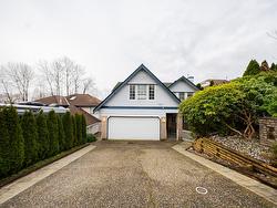 2876 KEETS DRIVE  Coquitlam, BC V3C 6J2