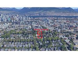 79 W 12TH AVENUE  Vancouver, BC V5Y 1T4