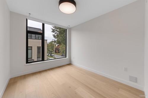 18-6788 Oak Street, Vancouver, BC 