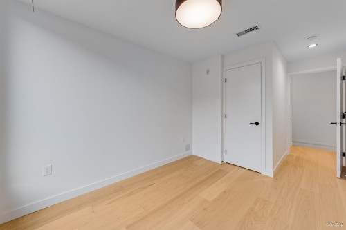 18-6788 Oak Street, Vancouver, BC 