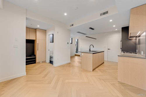 18-6788 Oak Street, Vancouver, BC 