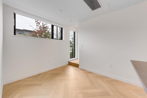 18-6788 Oak Street, Vancouver, BC 