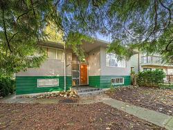 6987 TYNE STREET  Vancouver, BC V5S 3M4