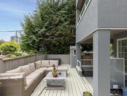 110 125 W 18TH STREET  North Vancouver, BC V7M 1W5