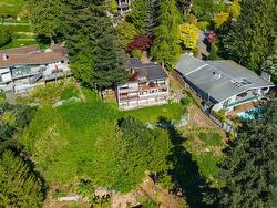 2664 ROSEBERY AVENUE  West Vancouver, BC V7V 3A2