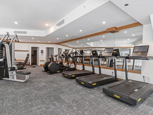 203-6693 Nelson Avenue, West Vancouver, BC 