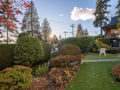 3260 Travers Avenue, West Vancouver, BC 