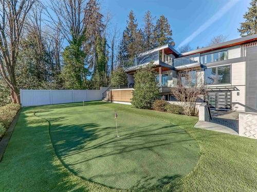 1497 Queens Avenue, West Vancouver, BC 