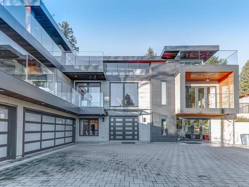 1497 Queens Avenue, West Vancouver, BC 