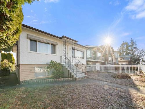 5628 Killarney Street, Vancouver, BC 