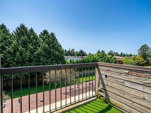 211 8180 Colonial Drive, Richmond, BC 