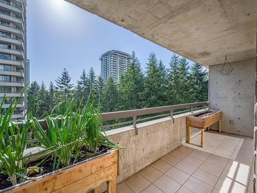 604 3755 Bartlett Court, Burnaby, BC 