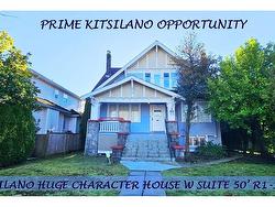 2476 W 13TH AVENUE  Vancouver, BC V6K 2S8