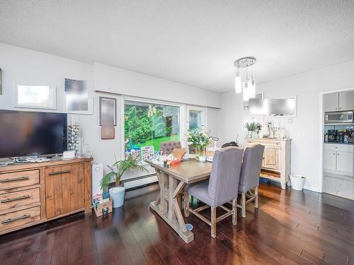 77 Desswood Place, West Vancouver, BC 