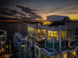 PH2301-188 Esplanade Avenue E North Vancouver, BC V7L 4Y1