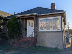 2520 E PENDER STREET  Vancouver, BC V5K 2B5