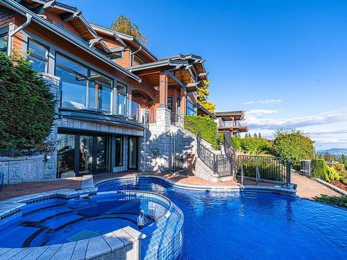 2409 Halston Court, West Vancouver, BC 