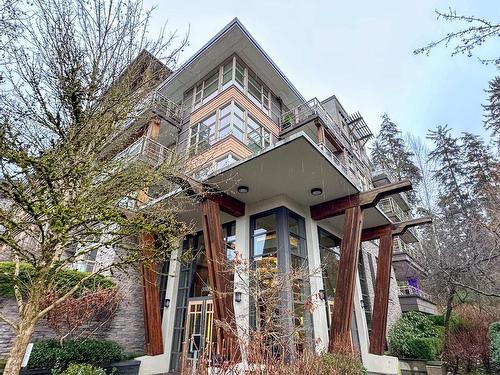 311 3606 Aldercrest Drive, North Vancouver, BC 