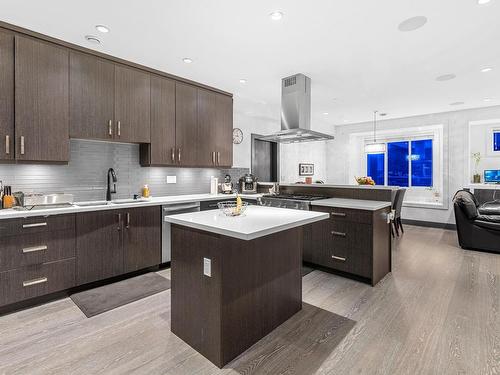 7493 Gatineau Place, Vancouver, BC 