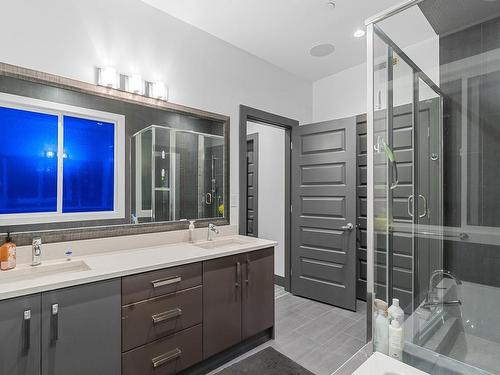 7493 Gatineau Place, Vancouver, BC 