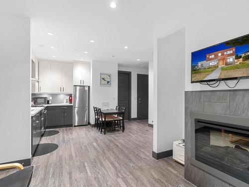 7493 Gatineau Place, Vancouver, BC 