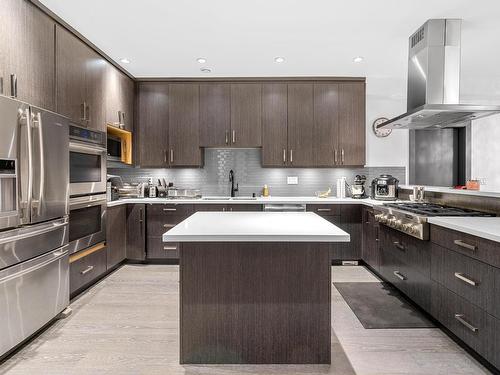 7493 Gatineau Place, Vancouver, BC 