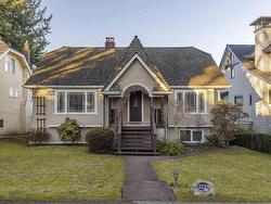 3229 W 24TH AVENUE  Vancouver, BC V6L 1R8