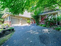 2150 HILL DRIVE  North Vancouver, BC V7H 2N6