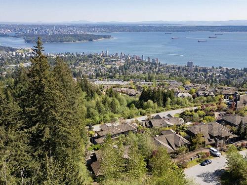 2307 Kadlec Court, West Vancouver, BC 