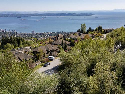 2307 Kadlec Court, West Vancouver, BC 