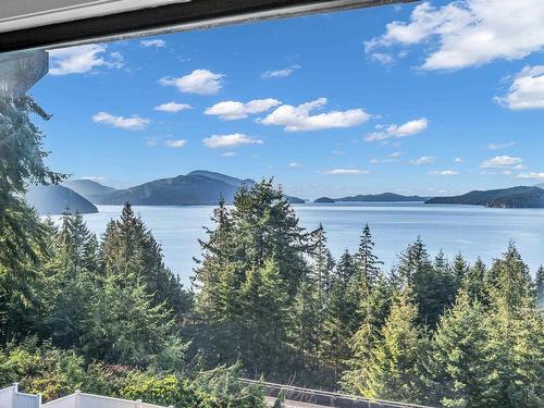 432 Crosscreek Road, Lions Bay, BC 