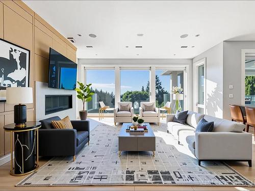 3326 Westmount Road, West Vancouver, BC 