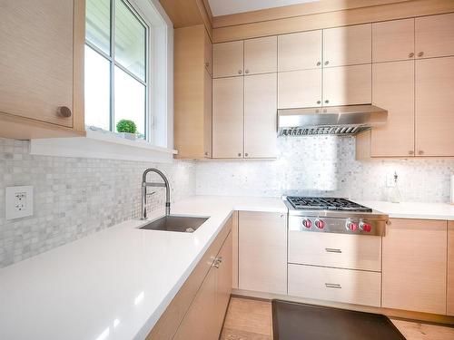 3326 Westmount Road, West Vancouver, BC 