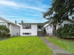 4663 15th Avenue W Vancouver, BC V6R 3B5