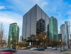 1307 1333 W GEORGIA STREET  Vancouver, BC V6E 4V3