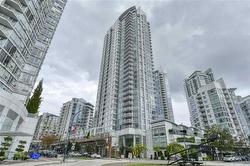 TH E 1199 MARINASIDE CRESCENT  Vancouver, BC V6Z 2Y2