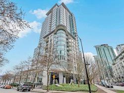 1804 590 NICOLA STREET  Vancouver, BC V6G 3J8