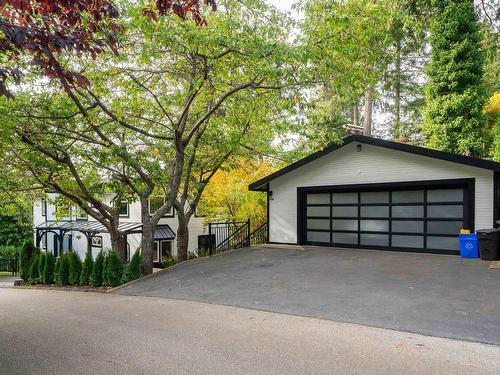 5747 Telegraph Trail, West Vancouver, BC 