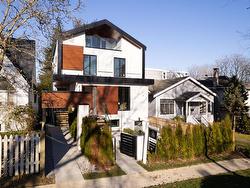 2 4215 W 13TH AVENUE  Vancouver, BC V6R 2T7