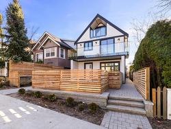 2334 E 5TH AVENUE  Vancouver, BC V5N 1N1