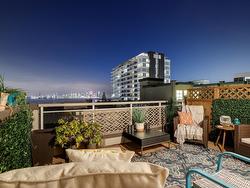 406 108 W ESPLANADE  North Vancouver, BC V7M 3M8