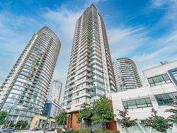 1709-688 Abbott Street  Vancouver, BC V6B 0B9