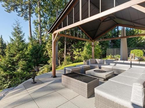 4286 Rockend Place, West Vancouver, BC 