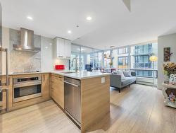 807 1783 MANITOBA STREET  Vancouver, BC V5Y 0K1