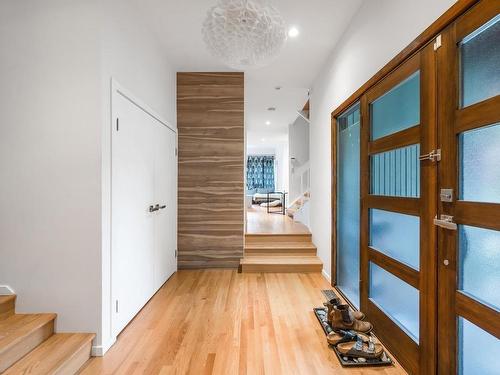 5344 Cliffridge Avenue, North Vancouver, BC 